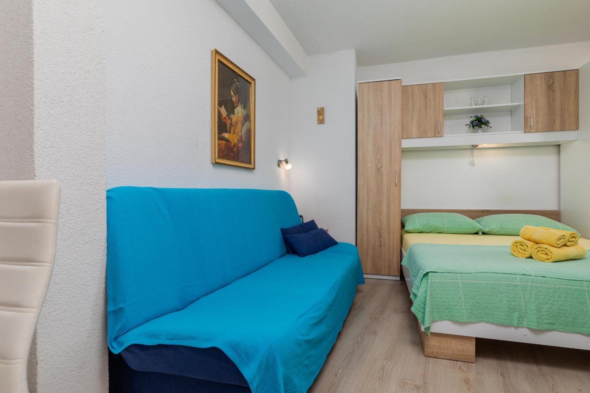 Apartments By The Sea Drasnice, Makarska - 6697 Szoba fotó