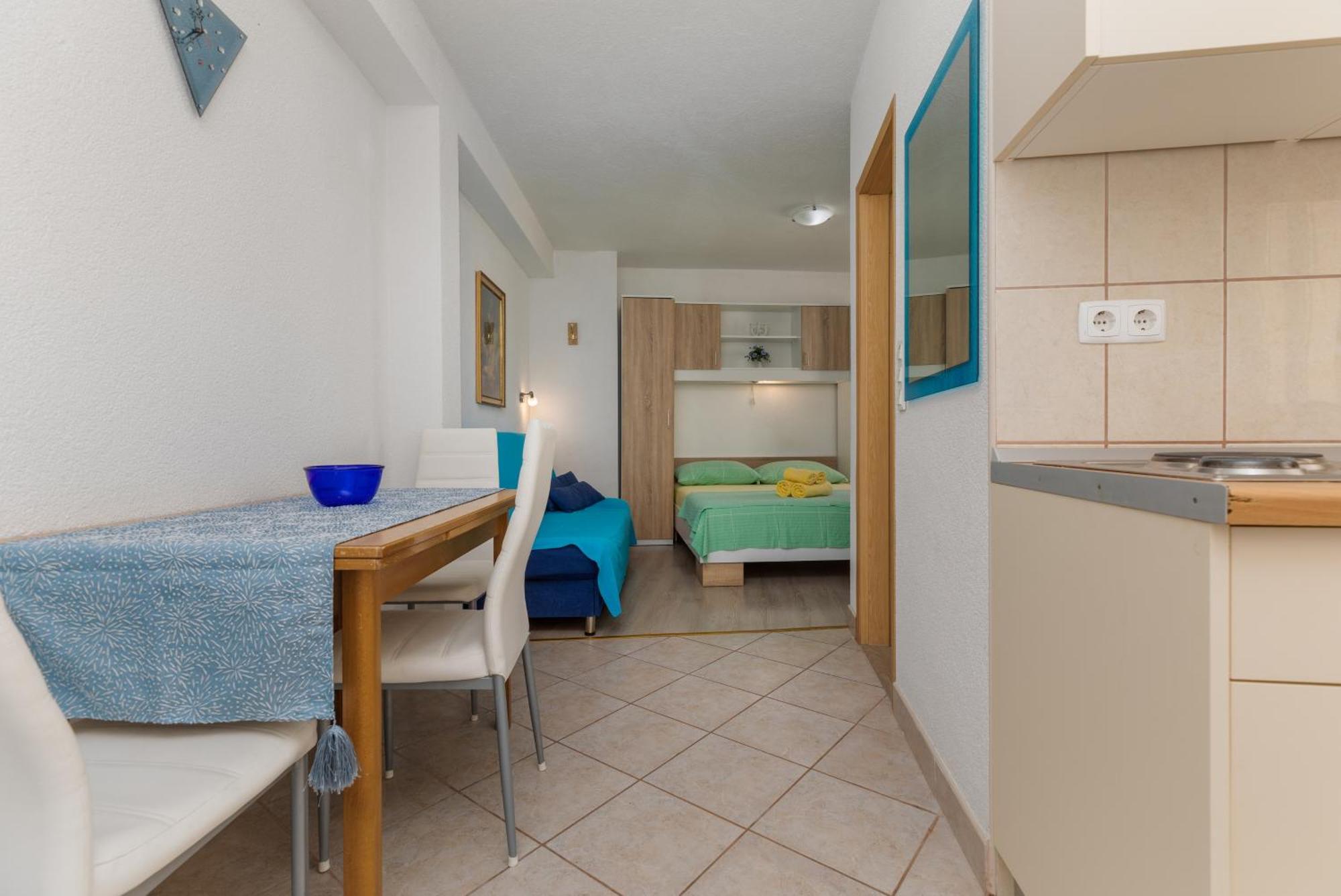 Apartments By The Sea Drasnice, Makarska - 6697 Szoba fotó